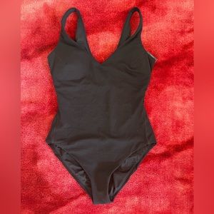 Spanx Pique Shaping Plunge One Piece Swimsuit Medium